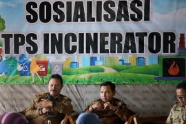 Madiun sosialisasikan manfaat mesin incinerator untuk pengolahan sampah