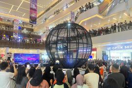 Ciputra Tangerang hadirkan pertunjukan "Tong Setan" dengan motor listrik