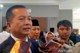 Gubernur NTB belum putuskan nasib 518 honorer Pemprov