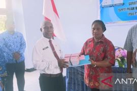 Pemkab Biak Numfor salurkan SPPT PBB kepada 26 ribu wajib pajak