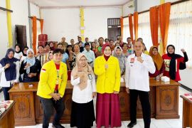 UI adakan program pemberdayaan UMKM di perbatasan Entikong Kalimantan Barat