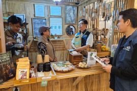 KWaS dan FSC Indonesia hadirkan "Omah Kayoe" di IFFINA 2025