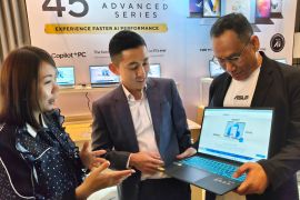 ASUS tawarkan laptop AI untuk pasar Jawa Timur