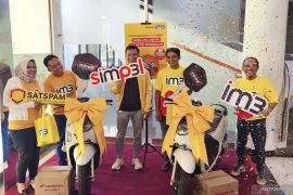 Indosat apresiasi mitra outlet lewat "Kejutan Simpel IM3"