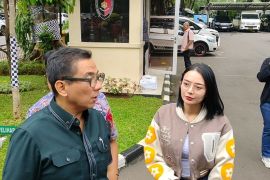 Wika Salim datangi Polda Metro untuk mediasi dengan mantan manajer