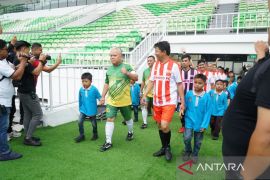 Kejatisu dan Pemred Media gelar laga persahabatan di Stadion Utama Sumut