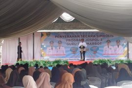 1.138 guru dan 765 marbot di Paser peroleh insentif Jospol Gubernur Kaltim