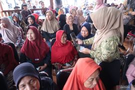 Banyuwangi catat 400 KK Desa Kemiren daftar digitalisasi bansos