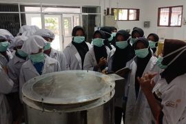 Sekolah rakyat di Aceh tumbuhkan semangat wirausaha