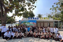 Pertamina Patra Niaga RJBB raih penghargaan TJSL dari Kabupaten Karawang