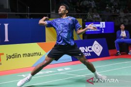 Pebulu tangkis Chico waspadai Victor Lai di semifinal Indonesia Masters