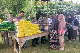 Polda Sumut salurkan 2.198 ton beras SPHP program  Gerakan Pangan Murah