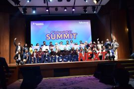 Telkomsel gelar IndonesiaNEXT Summit 2025, pertajam kepiawaian generasi muda dalam memanfaatkan teknologi AI