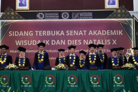 AK-Tekstil Solo komitmen siapkan lulusan melek AI