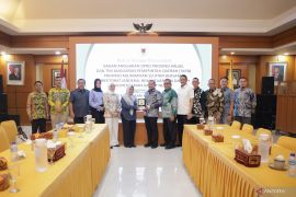 Banggar DPRD Kalsel dan Kemendagri bahas RAPBD 2026