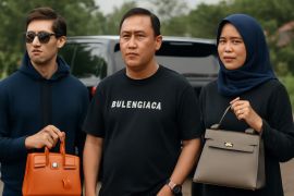 Saat gaya pejabat publik disorot akun media sosial yang jadi fenomena