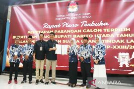 KPU Barut tetapkan Shalahuddin-Felix sebagai Bupati dan Wakil Bupati terpilih