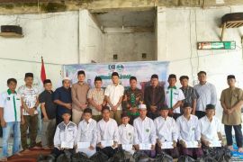 Peringati Milad KAHMI ke 59, MD KAHMI Sarolangun gelar santunan anak yatim