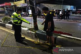 Pelajar tewas usai hantam median jalan di Banjarmasin