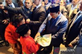 Prabowo Disambut Meriah Diaspora Saat Tiba di Hotel Tempat Menginap