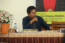 Mikrofon yang terlempar, Integritas yang dipertaruhkan