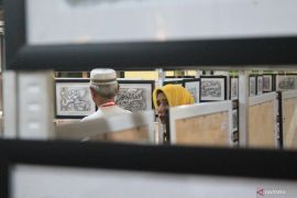 FOTO - Pameran tunggal kaligrafi di Gowa Page 2 Small