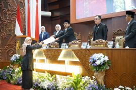 Banggar DPRD Jatim soroti proyeksi pendapatan daerah 2026 stagnan