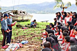 Kerja sama Poltekkes Maluku-Kodaeral IX latih mahasiswa untuk evakuasi medis laut