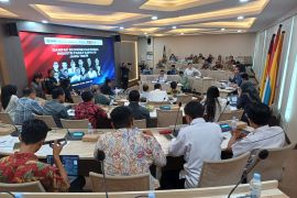 UNAIR tekankan pentingnya perlindungan industri padat karya