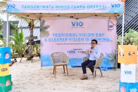 VIO Optical Clinic hadirkan Vision Therapy dan Lensa MiYOSMART di PIK