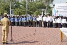 Bupati Karawang ingatkan ASN berperilaku baik