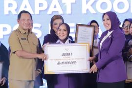 Tim Pembina Posyandu Kalsel raih penghargaan terbaik nasional 2025