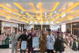 How to be a great teacher seminar held in Kotabaru, 800 teachers attend