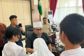 Gubernur Bengkulu pastikan hak pendidikan siswa SMAN 5 berpolemik SPMB