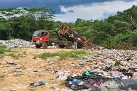 Pemkab Natuna siapkan alat pengolah sampah organik hasilkan pupuk kompos