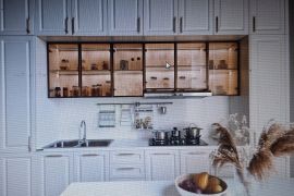 Interior rumah bergaya klasik hadir lewat koleksi "MONTCLAIR" dari IDEMU