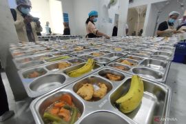 Three children recover after free meal incident in Jakarta: BGN
