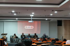 CSCS Unair gelar diskusi publik demokrasi elektoral Indonesia