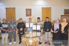 Pemkab-Pemprov kerja sama pengelolaan pacuan kuda dan lapangan golf