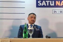 Wamenbud mengajak pelaku industri musik hadapi ancaman streaming palsu