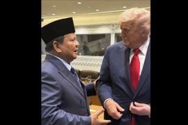 Seskab Teddy posting momen diplomasi Prabowo-Trump soal perdamaian