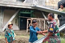 Lanud Pattimura Ambon berikan bantuan pembangunan untuk rumah ibadah