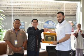 Wako Fadly Amran jamu rombongan organisasi kepemudaan asal Malaysia MBFRA