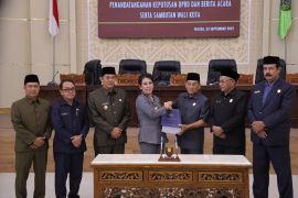 DPRD dan Pemerintah Kota Singkawang sahkan Perubahan APBD 2025