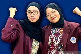 Tim debat UNG lolos National University Debating Championship