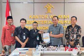 Kanwil Kemenkum Babel harmonisasi 2 Ranperda dan 4 Ranpergub