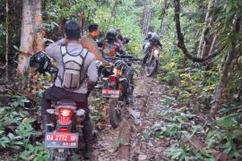 Tujuh titik panas akibat pembakaran lahan ditemukan di Tabalong