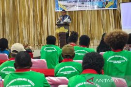 Manokwari siapkan pemandu wisata andal dorong sektor pariwisata
