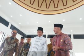 Menag: Masjid dan gereja berdekatan contoh hidup beragam dan harmonis