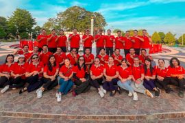 Swiss-Belhotel Danum gelar aksi bersih-bersih di Tugu Soekarno